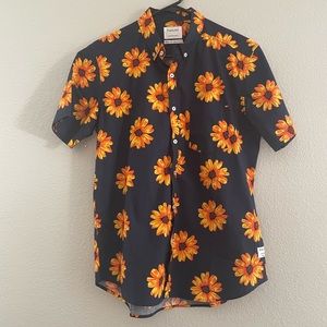 Short Sleeve Sunflower Button Up
